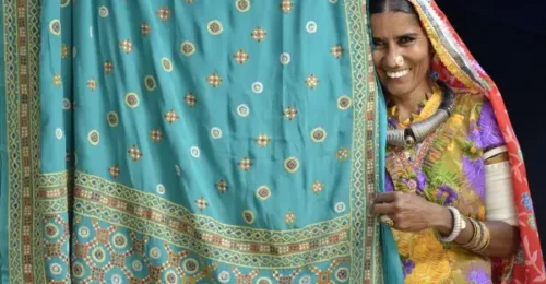 Ahmedabad and Kachchh A Textile Trail (1)